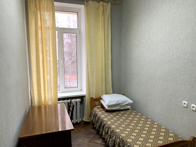 Кімната в центрі Києва на Печерську, Первомайського, 7А