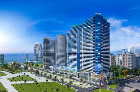 Батуми, Blue sky tower- 37 этажный жилой и гостиничный комплекс 
