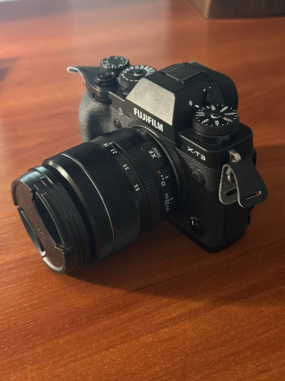 Объектив Fujifilm XF 18-55mm f/2,8-4 OIS R, Київ на aviso.ua