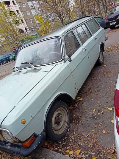 продам автомобіль Волга Газ 2402