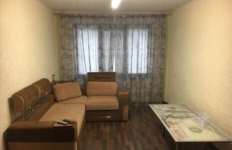 Продам 2-кімнатну квартиру, Дніпровська набережна, д. 9, Дніпровський район, Київ