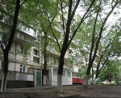Продам 3-кімнатну квартиру, Борщагівська, д. 14а, Шевченківський район, Київ