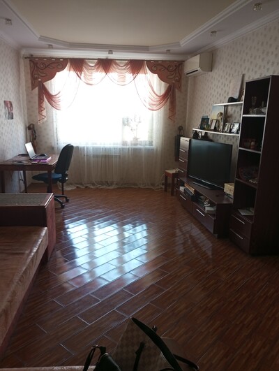 Продаж 4-х кімнатної квартири в Дарницькому районі