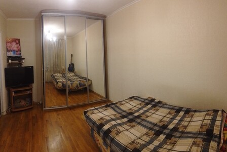 Продам 1 кімнатну квартиру по вулиці Новомостицька 6. Масив Мостицький.