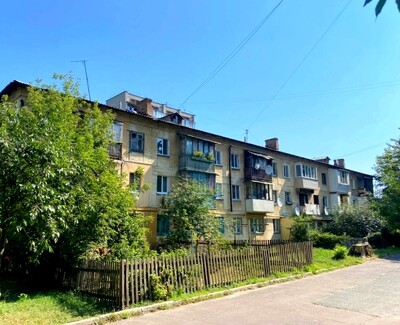 Продаж 1 кімнатної квартири без комісії для по купця, по вул Бориспільській, 45.