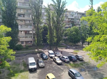 Продам 1-квартиру просп. Рокосовського Мінський масив
