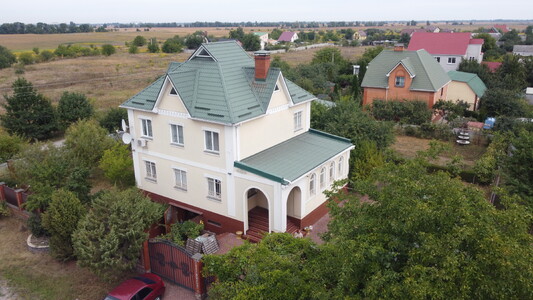 Двухэтажный дом на 12 сотках, с. Иванков, Бориспольский р-н