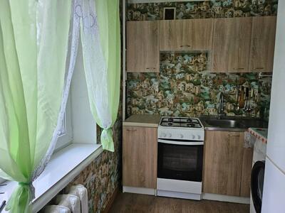 Продам 2-комнатную квартиру, улица Ивана Выговского (Маршала Гречко), д.8, Святошинский район, Киев