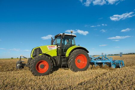 шина на с/г техніку Claas, John Deere, Case, 710/70 R38 PETLAS TA 130 (С/Х) 171/174D/A8