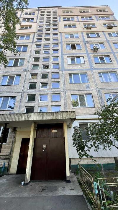 Продам 2-к квартиру Киев, Оболонский, Озерная ул., 28