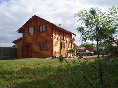 Сдам посуточно 3-к cottage Киев, Дарницкий, Центральная ул., 131