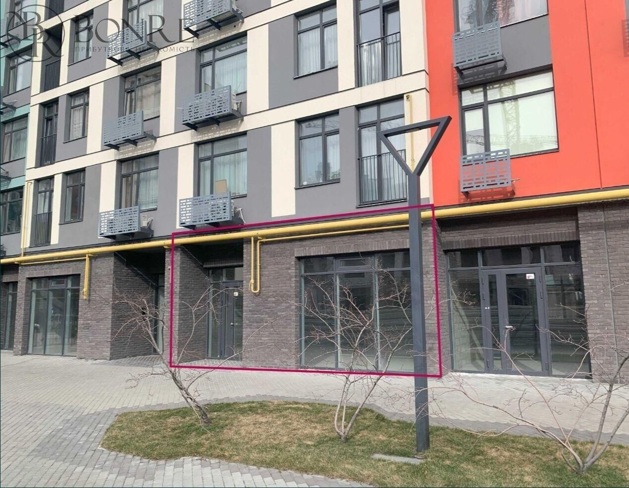 Оренда, Гатне, Оптимісто, Фасад, Торгове, 43м2, Оптимістична вул., 1, Гатне, Фастівський район на aviso.ua