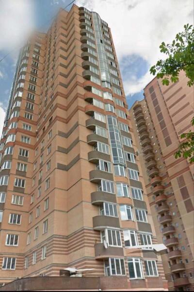 Продам 3-к квартиру Киев, Печерский, Лабораторный пер., 6