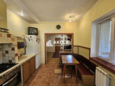 Продам 4-к будинок Київ, Дарницький, 84-а Садова вул.