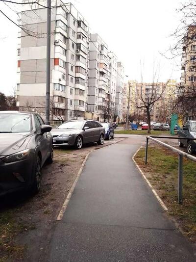 Сдам долгосрочно 1-к квартиру Киев, Деснянский, Владимира Маяковского просп., 34А