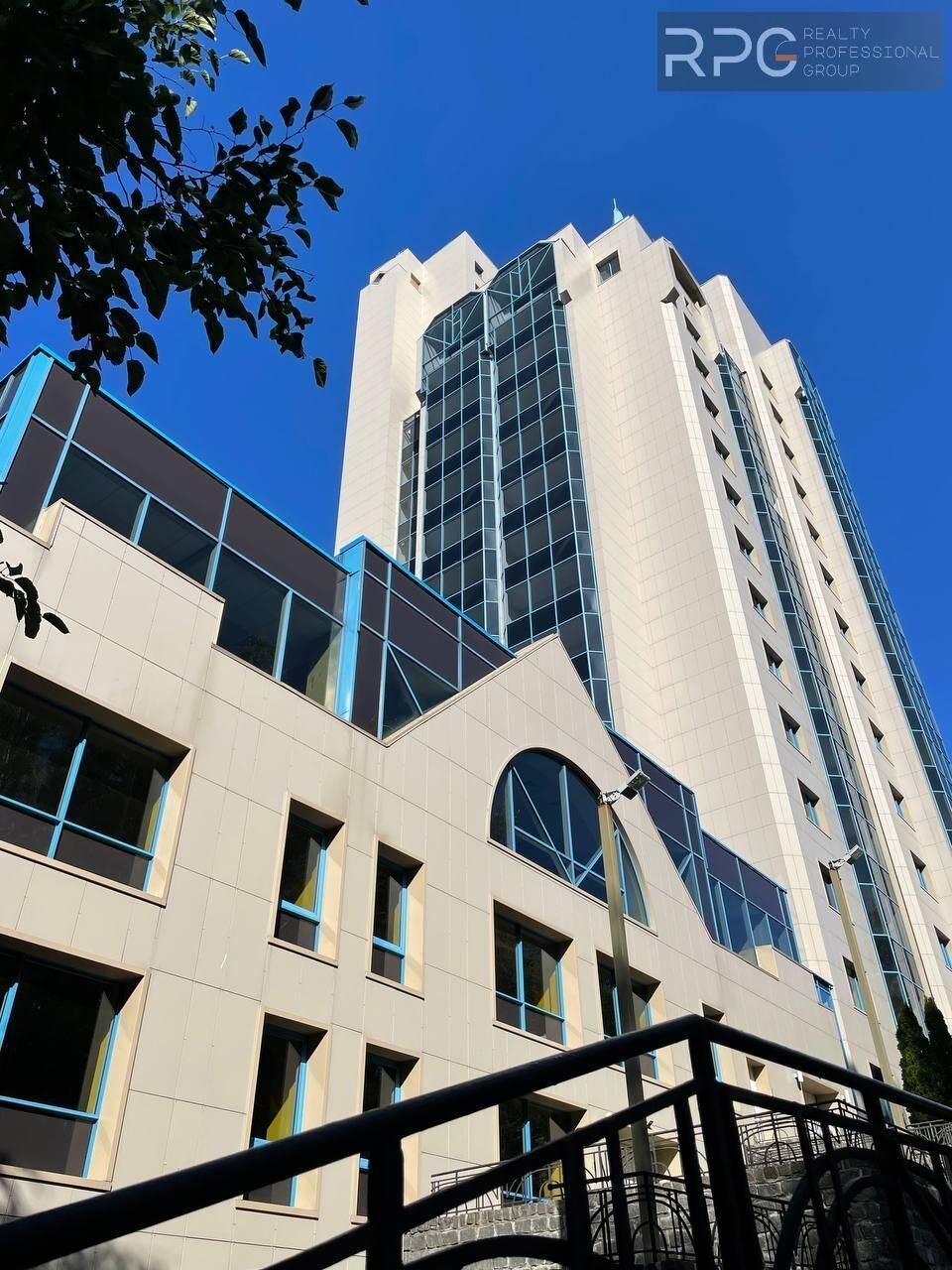 Сдам офис в офисном центре Київ, Шовковична вул, Шовковична вул., 42/44, ЛипкиПечерский район, Киев на aviso.ua