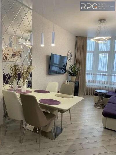 Продаж 2-х кім. кв., вул. Иоанна Павла II ,11