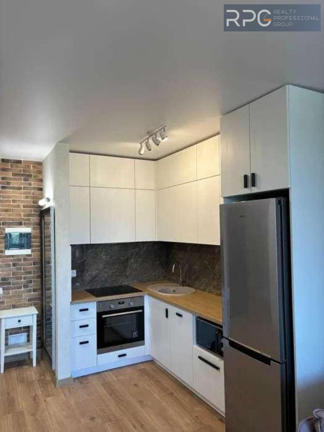 Продаж 1-к квартири 46м² з ремонтом в ЖК Dibrova Park Буд 3, Північно-Сирецька вул., 1, КуреневкаПодольский район, Киев на aviso.ua