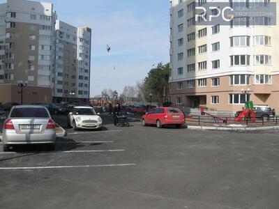 Продам квартиру Бровары, Симоненко Василия ул.