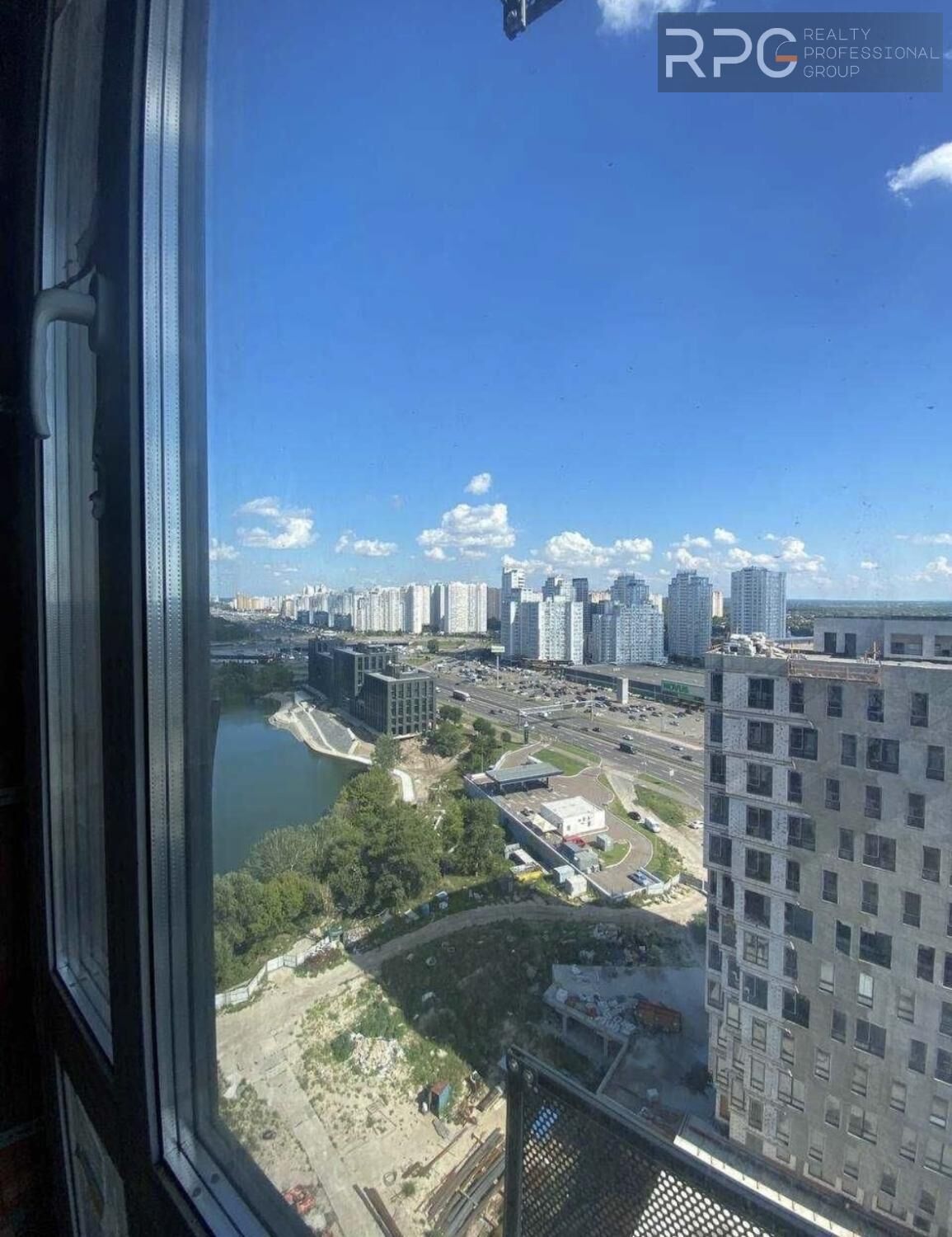 Продам квартиру ЖК Славутич 2.0 Київ, Зарічна вул, Зарічна вул., 6, корп. 5, ОсокоркиДарницкий район, Киев на aviso.ua