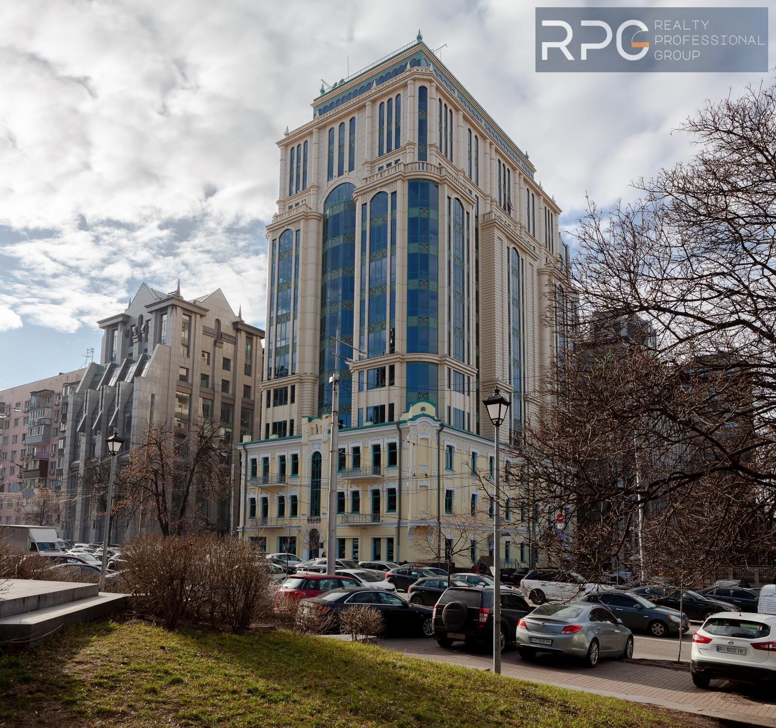 Оренда видового офісу с влсною терасою 591м2 БЦ Гранд, Велика Васильківська вул., 98, Нова ЗабудоваПечерський район, Київ на aviso.ua