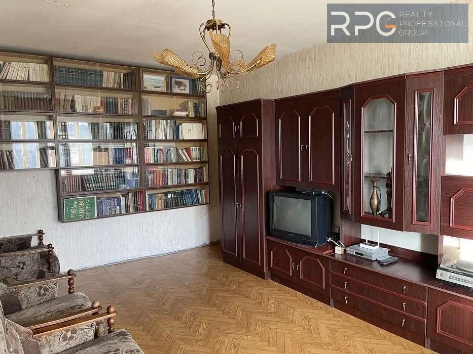 Продаж 2 ком.кв., вул. Лаврухіна 15/46, Лаврухіна Миколи вул., 15, ТроещинаДеснянский район, Киев на aviso.ua