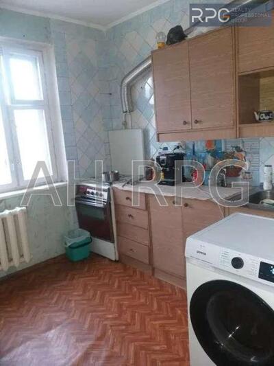 Продам 2-комнатную квартиру в Вишневом, 9/9 этаж, 52/35/9 м²