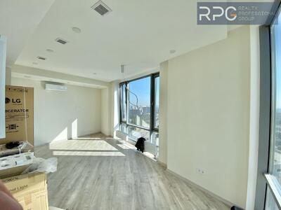 Продаж 2-к квартири 67 м² в ЖК Метрополіс