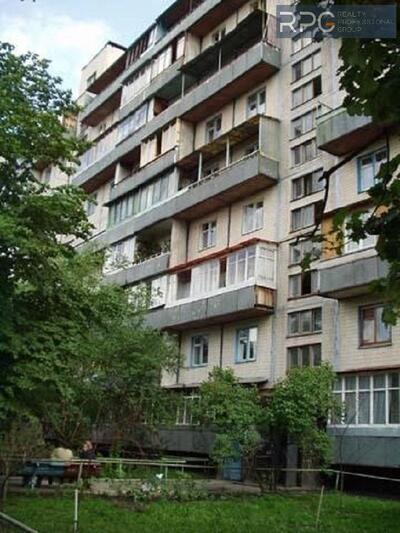 Продаж 2 кім.кв., вул. Миколайчука 17/2