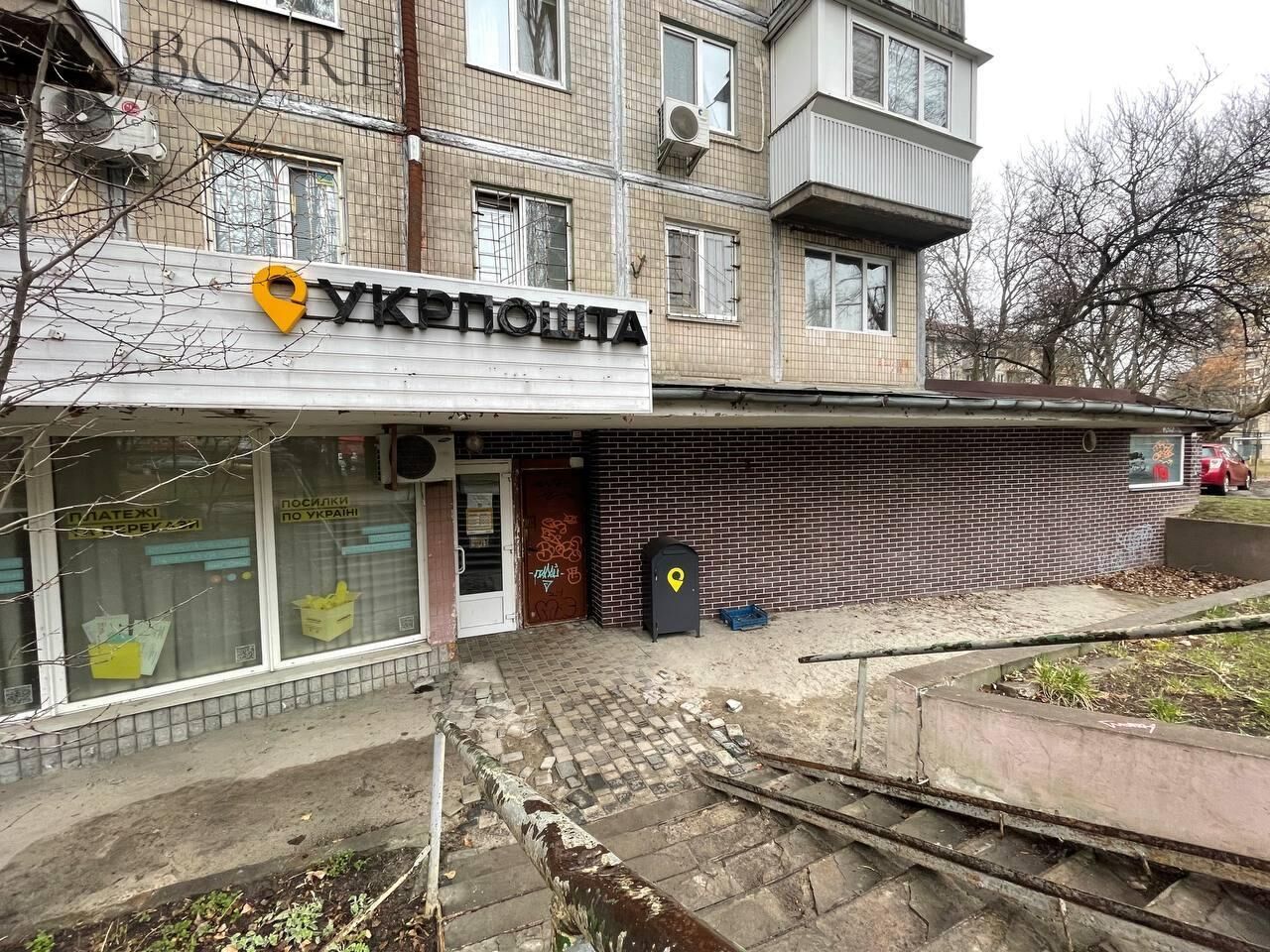 Оренда, Фасад, Торгове, Відрадний, М.Василенка , 145м2, Василенка Миколи вул., 9, Солом'янський район, Київ на aviso.ua