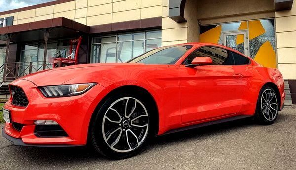 121 Ford Mustang GT 3.7 красный спорткар заказ авто на прокат без водителя, Київ на aviso.ua