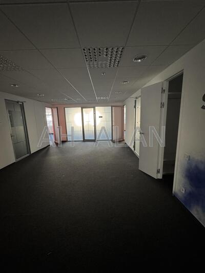 Сдам офисное помещение Київ, Володимирська вул.