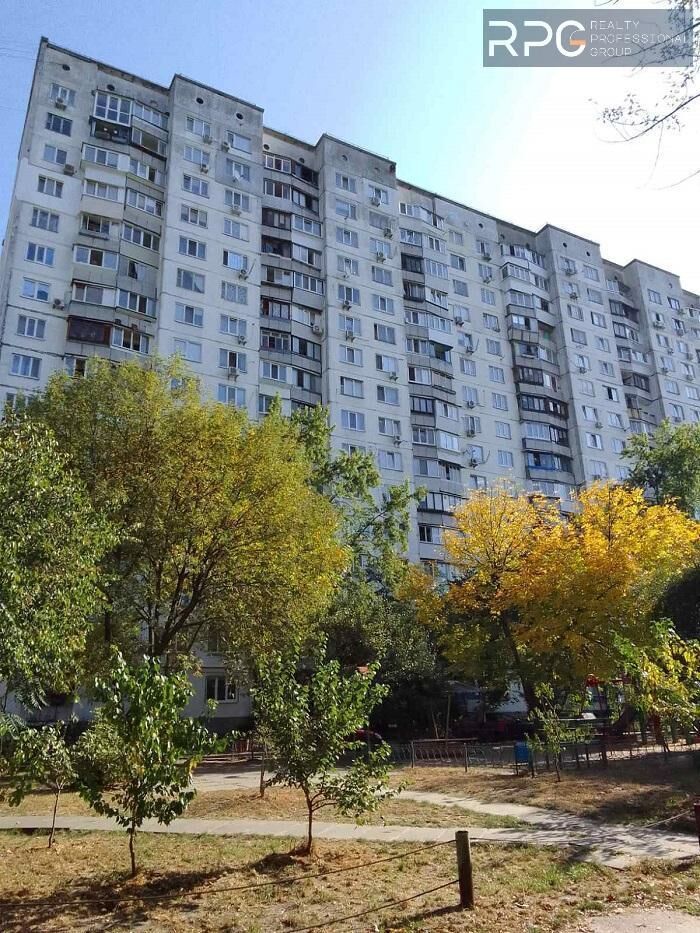Продаж 1 ком.кв., вул. Мілютенка 42, Мілютенка вул., 42, Лісовий масивДеснянський район, Київ на aviso.ua