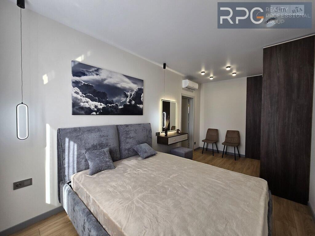 Продаж 2кім квартира 75м² ЖК Софія Резіденс метро Академмістечко, Радісна вул., 2 на aviso.ua