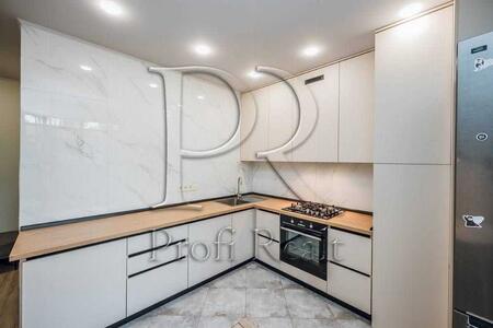 Продам 2-к квартиру Київ, Деснянський, Радистів вул., 34Р
