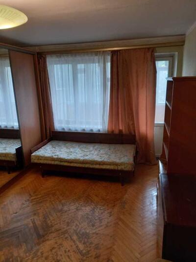 Здам довгостроково кімнату Київ, Дніпровський, Верховної Ради бульв., 19