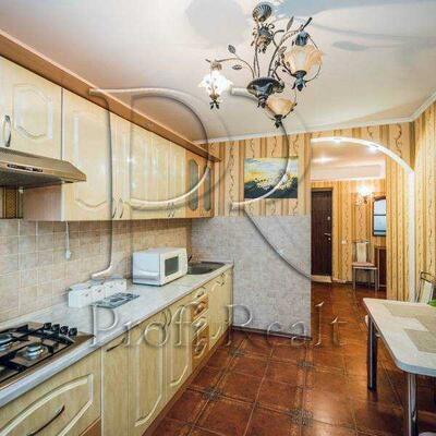 Продам 1-к квартиру Броварський, Бровари, Незалежності вулиця, 14Г