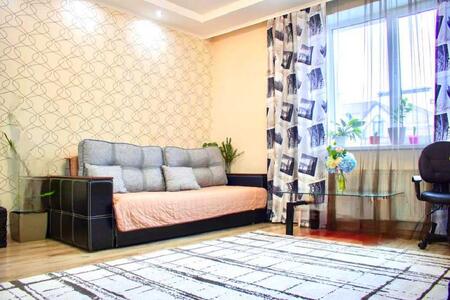 Продам 1-к квартиру Киев, Святошинский, Львовская ул., 51