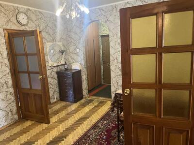 Сдам долгосрочно 3-к квартиру Киев, Деснянский, Оноре Де Бальзака ул., 61
