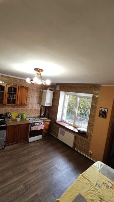 Продам 3-к квартиру Обухівський, Обухів, вул. Трипільська, 47а