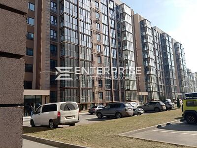 Продам 1-кімнатну квартиру, Метрологическая ул., д. 107А, Голосіївський район, Київ