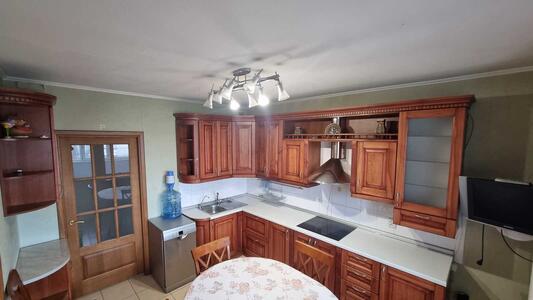 Продам 3-к квартиру Киев, Дарницкий, Харьковское шоссе, 56