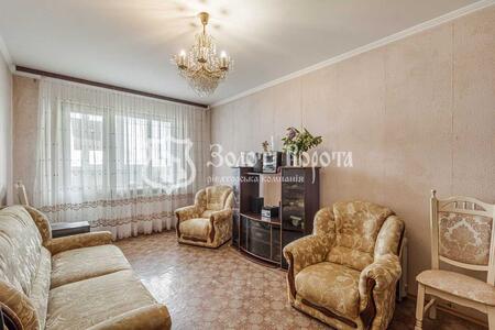 Продам 3-к квартиру Київ, Оболонський, Петра Панча вул., 1