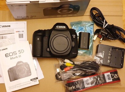 Продажа Canon 5D Mark III с объективом 24-105 мм