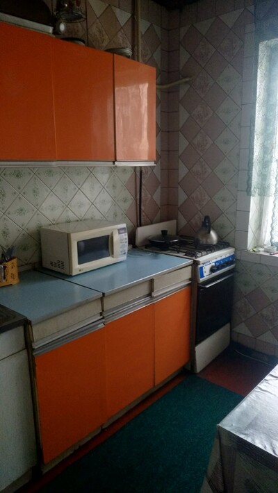 Здам окрему кiмнату.без господарів.Дарницький,м.Харківська,вул.Братства тарасівців 5.(Декабристів).