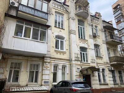 Продам 4-к квартиру Київ, Шевченківський, Гоголівська вул., 41б