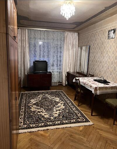 3-кімнатна, Юлії Здановської вул. (Михайла Ломоносова), 5/1, Голосіївський