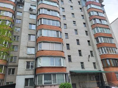 Продам 2-к квартиру Броварский, Бровары, грушевського, 13