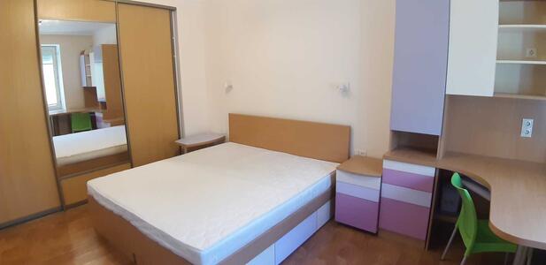 Сдам долгосрочно 2-к квартиру Киев, Печерский, Іоанна Павла ІІ ул., 19