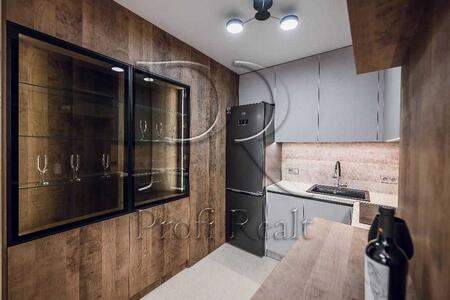 Продам 1-к квартиру Київ, Подільський, Генерала Грекова вул., 4